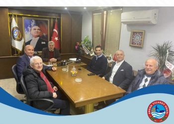 Erdek Ticaret Odası Yönetim Kurulu Başkanımız Turan GÜN,Meclis Başkanımız Yaşar LAFÇI, Yönetim Kurulu Üyelerimiz Murat GÜLMÜŞ ve Hüseyin UZ, Erdek Esnaf Kredi ve Kefalet Kooperatifi Başkanı Sn.Hüseyin AVLAR ve yönetimine ziyarette bulundular.