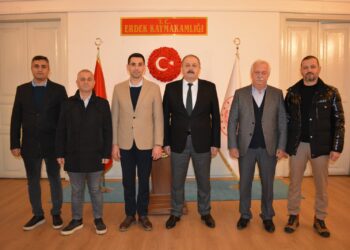 Erdek Ticaret Odası Yönetim Kurulu ve Meclisi olarak, Erdek Kaymakamımız Sn. Hasan Göç’e hayırlı olsun ziyaretinde bulunduk.