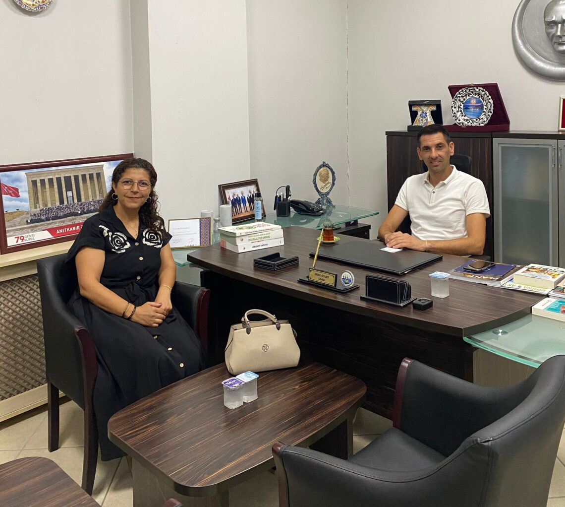 TOBB 18 Eylül Ortaokulu Müdürü Hilal Gökdenizden Erdek Ticaret Odası’na Ziyaret