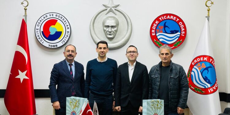 Erdek, Avşa ve Marmara Adalarında eğitim gören 400 öğrencimize, Erdek İlçe Milli Eğitim Müdürlüğü ve Marmara İlçe Milli Eğitim Müdürlüklerimiz eli ile eğitim yardımlarımız teslim edildi.