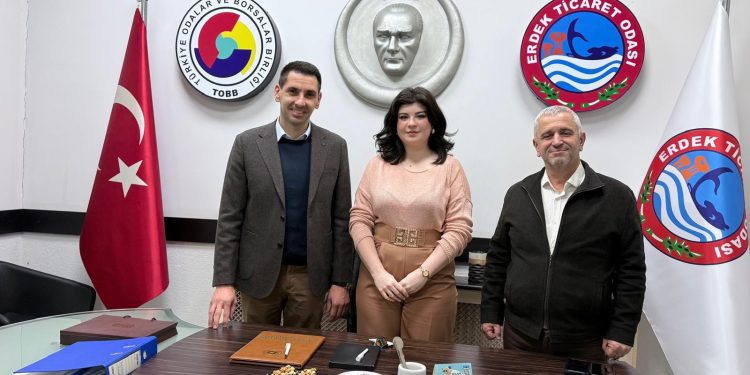 Erdek Ticaret Odası ile AGÂH Eğitim Kurumu arasında işbirliği gerçekleştirildi.