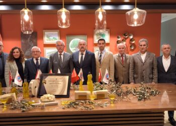 Erdek Ticaret Odası tarafından tescil ettirilen “coğrafi işaretli” Erdek Kapıdağ Zeytinyağı’nın Tanıtım ve Bilgilendirme Toplantısı Düzenlendi.