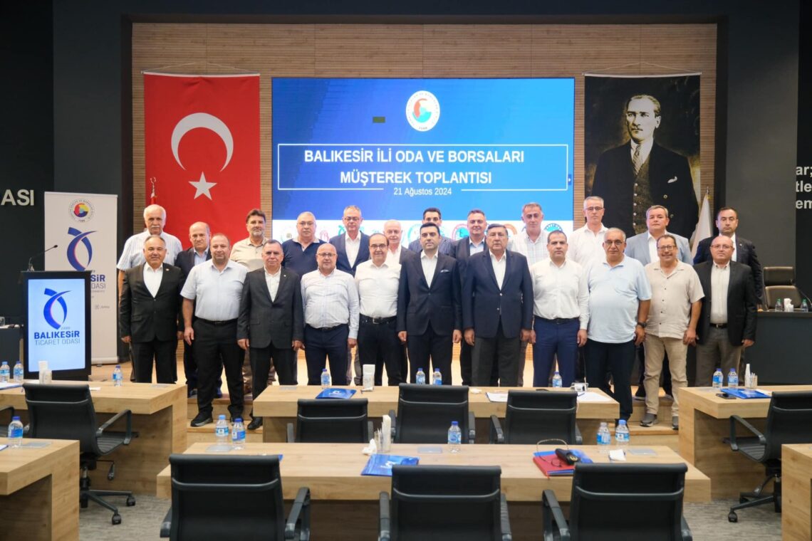 Balıkesir Oda ve Borsaları Olağan Müşterek Toplantısı, Balıkesir Ticaret Odası’nın Ev Sahipliğinde Gerçekleştirilmiş Olup, Toplantıya Başkanımız Hüseyin UZ Katılım Sağladı.