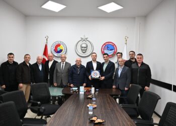 Balıkesir Büyükşehir Belediye Başkanı Sn.Ahmet AKIN Ve Ekibi, Odamızı Ziyaret Ettiler.