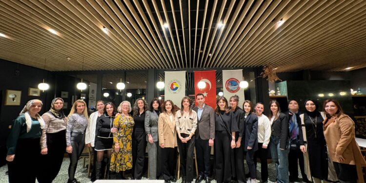 Erdek Ticaret Odası Kadın Girişimciler Kurulu Tarafından, 8 Mart Dünya Kadınlar Günü Kapsamında İftar Yemeği Programı Gerçekleştirildi.