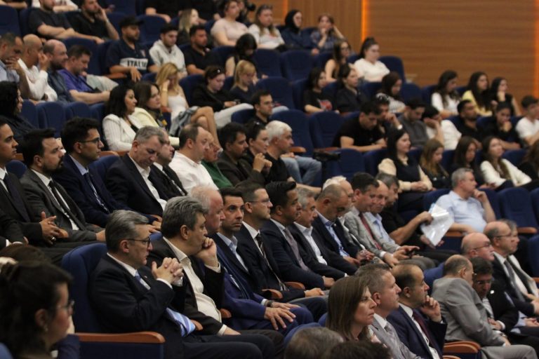 BANDIRMA’DA BÖLGESEL KALKINMA ÇALIŞTAYI GERÇEKLEŞTİRİLDİ